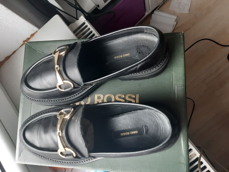Loafersy Gino Rossi rozmiar 39