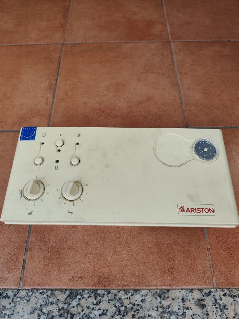 Placa eletrónica Caldeira Ariston T2- LLS 23 MKKI