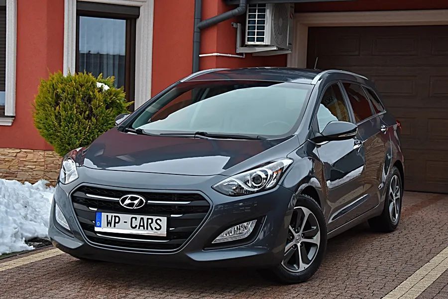 Hyundai I30 Lift 1.6 CRDI 11OKM serwis z Niemiec super stan !!!