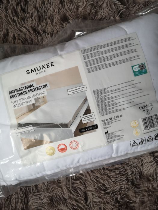 Antybakteryjna nakładka na materac Smukee 160x200
