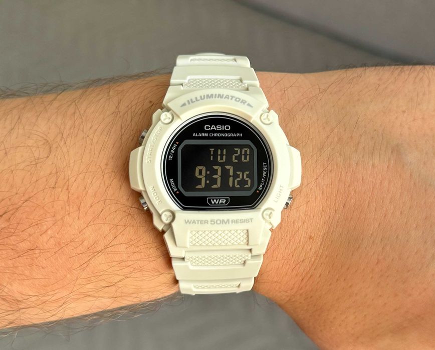 Спортивний наручний годинник Casio W-219HC-8B новий оригінал