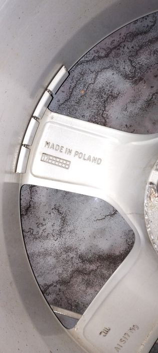 Felgi z oponami zimowymi