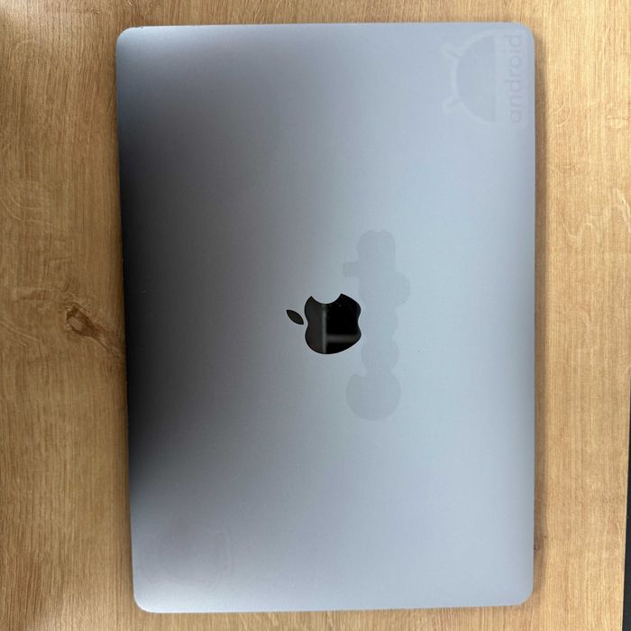 Macbook Pro 2018 { i7| 16gb | 256 GB ssd } Гарантія . SV31932