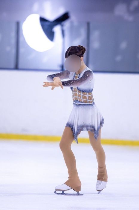 Продам платье для фигурного катания, выступлений