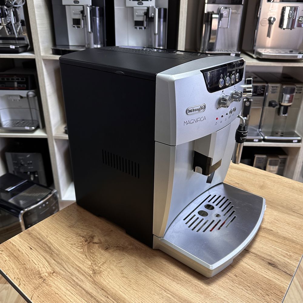 Кофемашина DeLonghi ESAM 04.120 S Magnifica