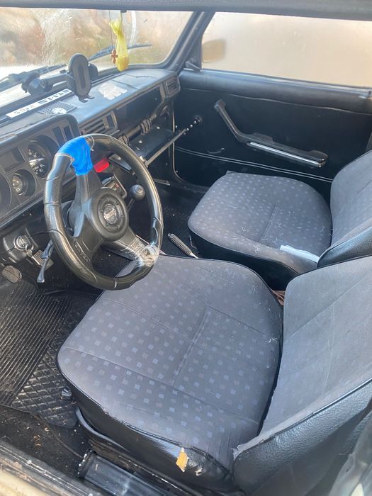 Продаж ВАЗ 2105 на повному ходу