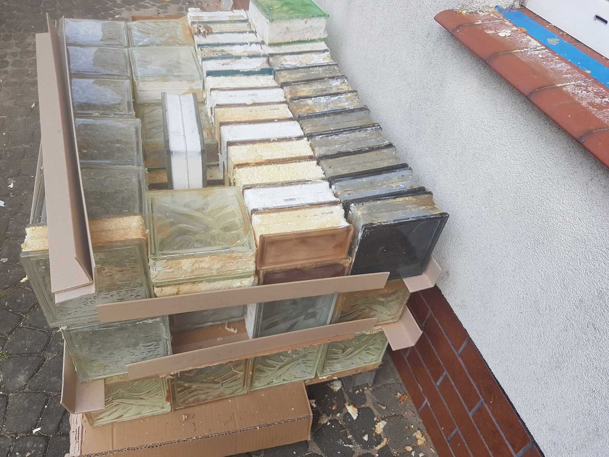 Luksfer, pustak szklany bezbarwny 19x19cm łososiowy 19x9x8 używane