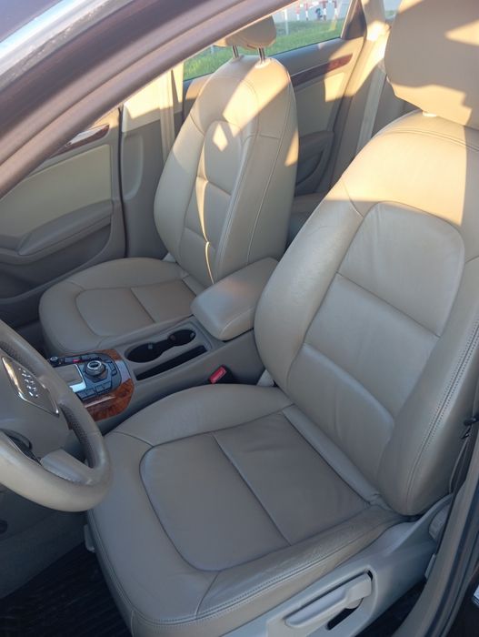 **AUDI A4 B8** 2011r 3.0TDI Automat Quattro**Bang&Olufsen**skóry,  hak