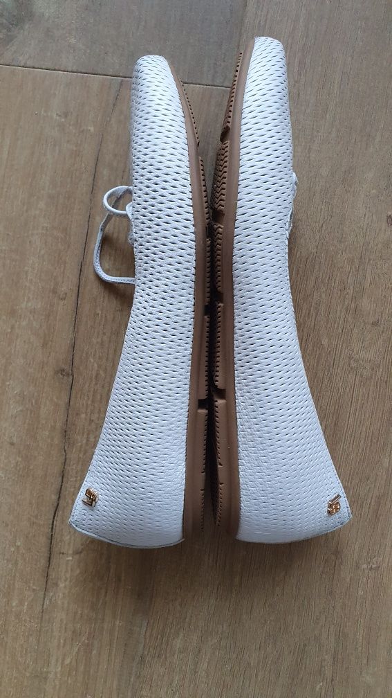Baleriny białe nowe Lucia Bosetti r. 38