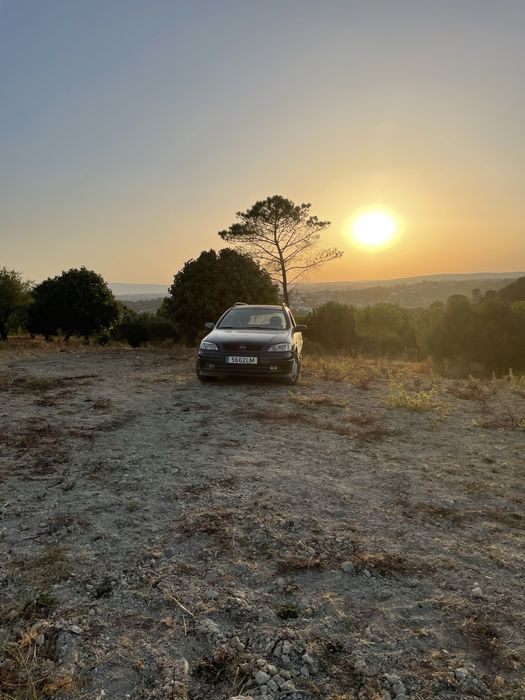 Opel astra 2000cc