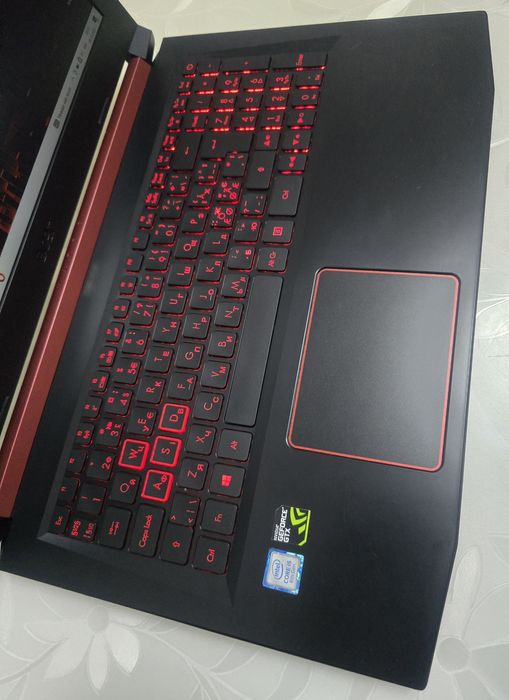 Acer Nitro 5/GTX 1050 Ti 4GB/i5-8300H/SSD+HDD/RAM:16GB