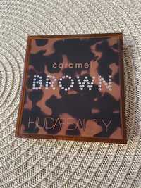 Huda Beauty cienie do powiek