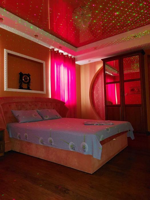 Здам квартиру подобово біля 3 лікарні