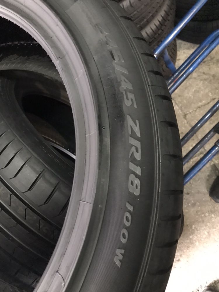 245/45/18 R18 Pirelli PZero PZ4 4шт новые