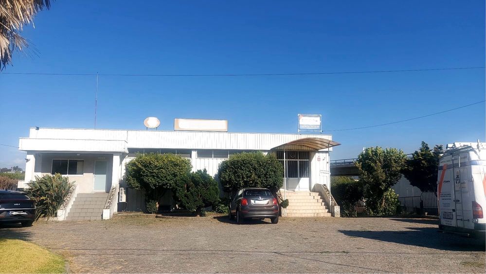 Armazém showroom com estacionamento privativo, excelente localizacao