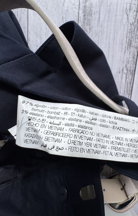 Szorty ZARA z paskiem, klasyczny fason, rozmiar M