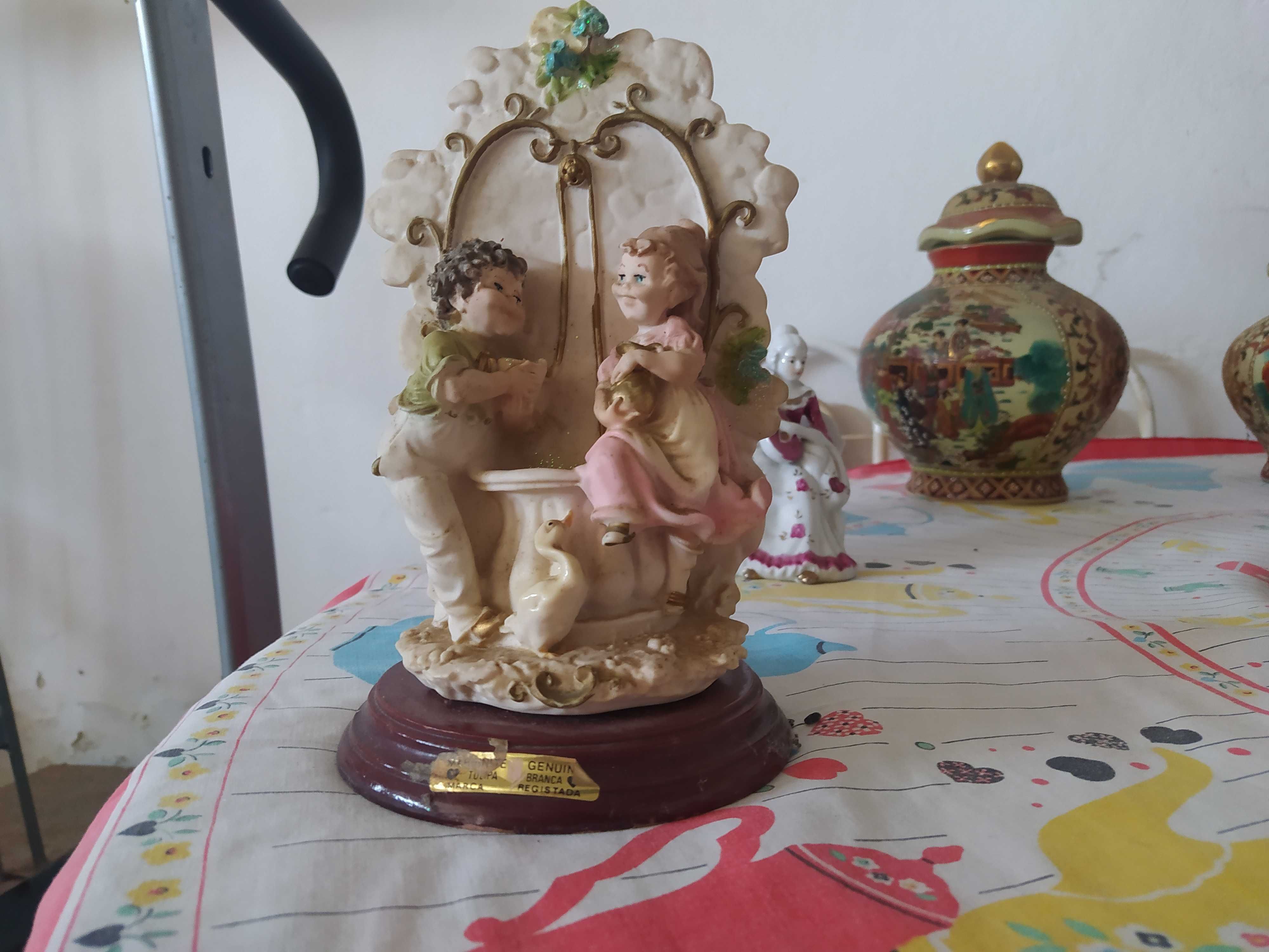 Varias Estatuetas