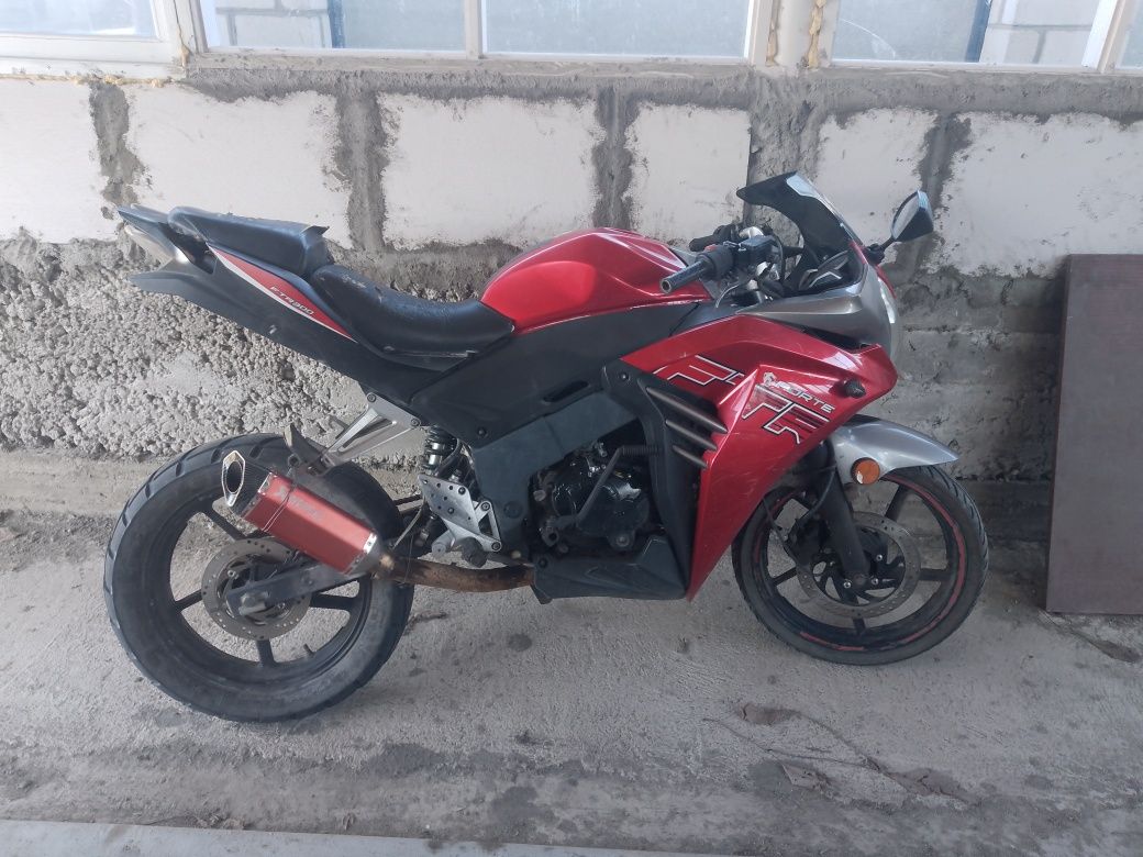 Продам мотоцыкл Форте 300 состояние хорошее