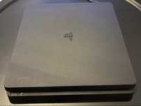 Konsola PS4 Slim