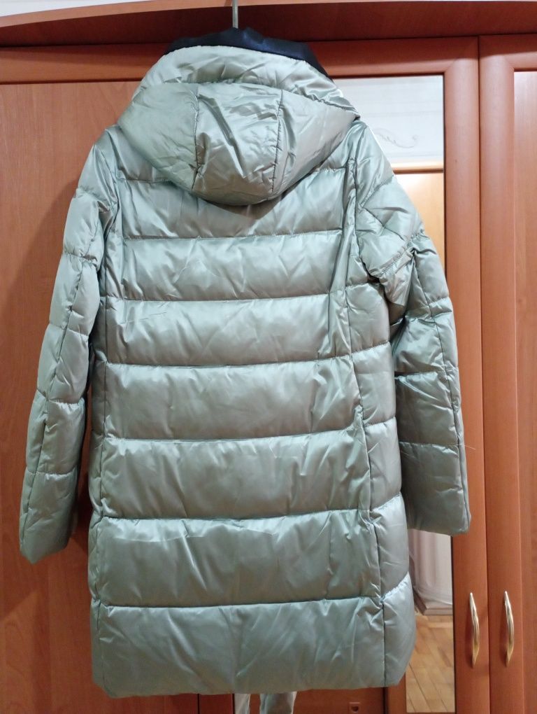 Жіноча тепла куртка зима розмір S