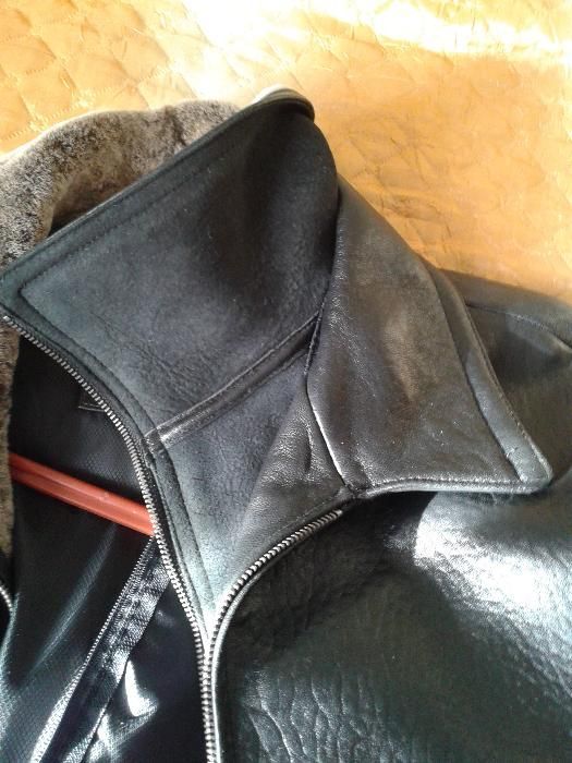 Продам кожаную куртку