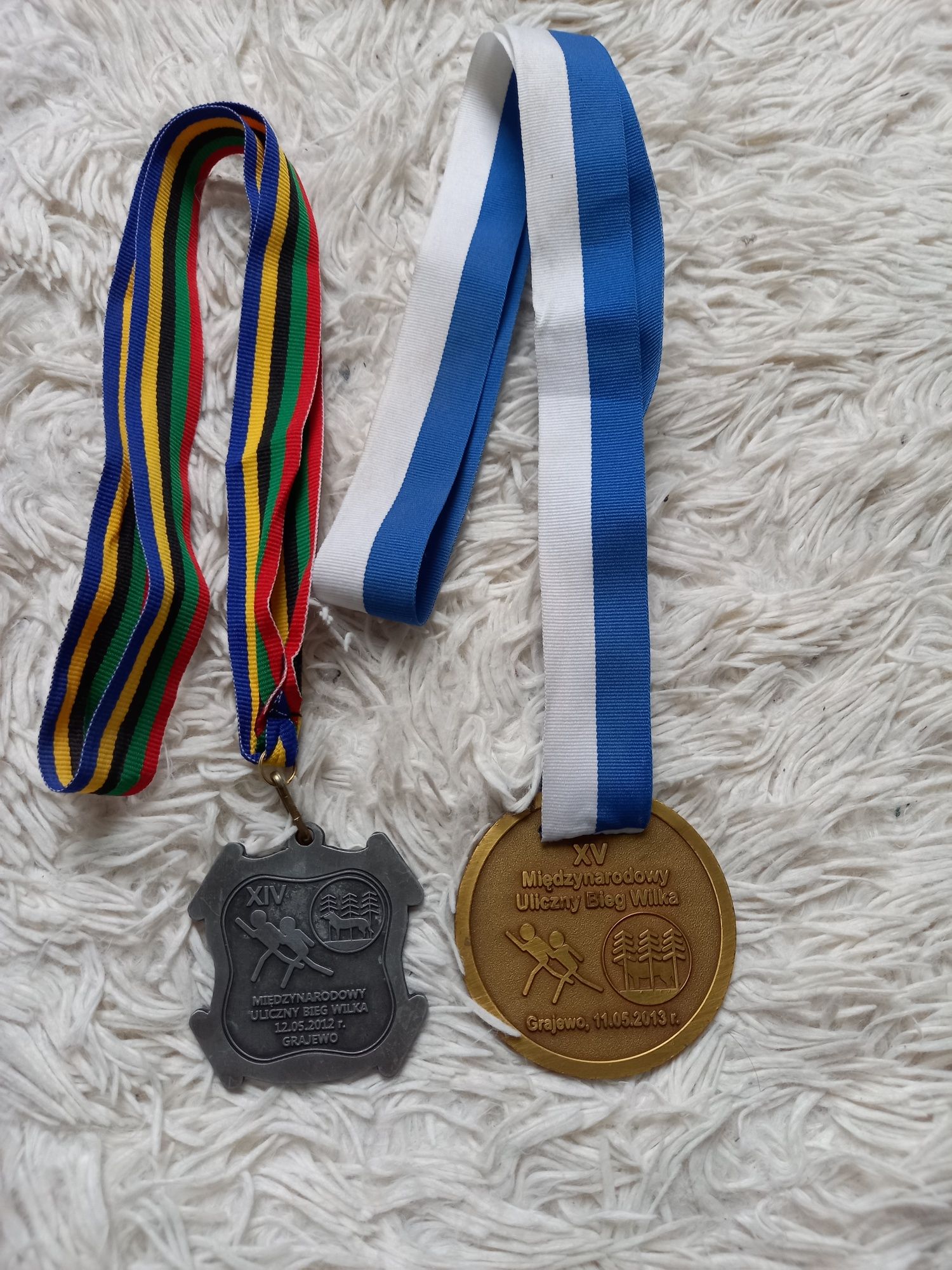 Medale  zdobyte w biegu ulicznym rok 2012 i2013