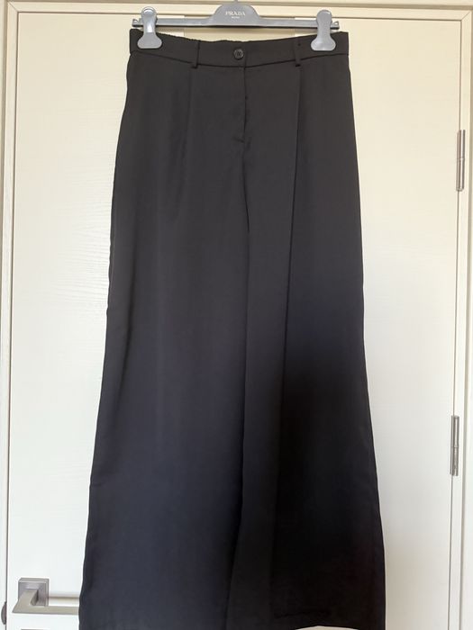 Штани з високою талією