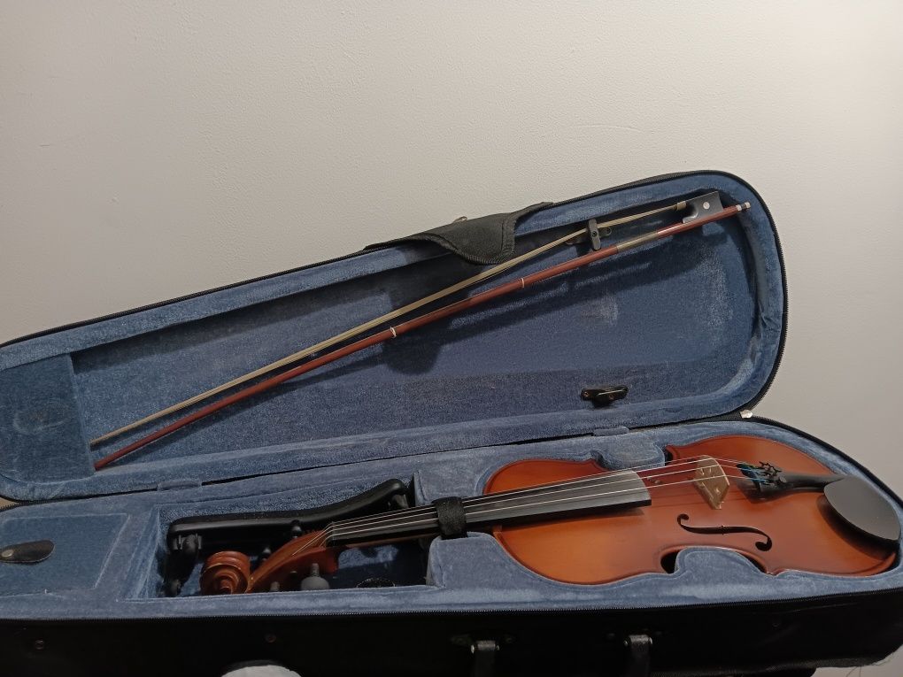 Violino semi novo