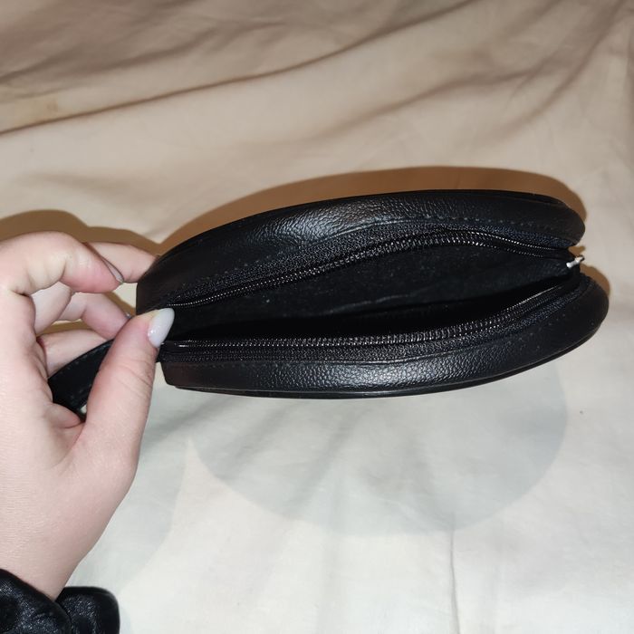 Косметичка чёрная