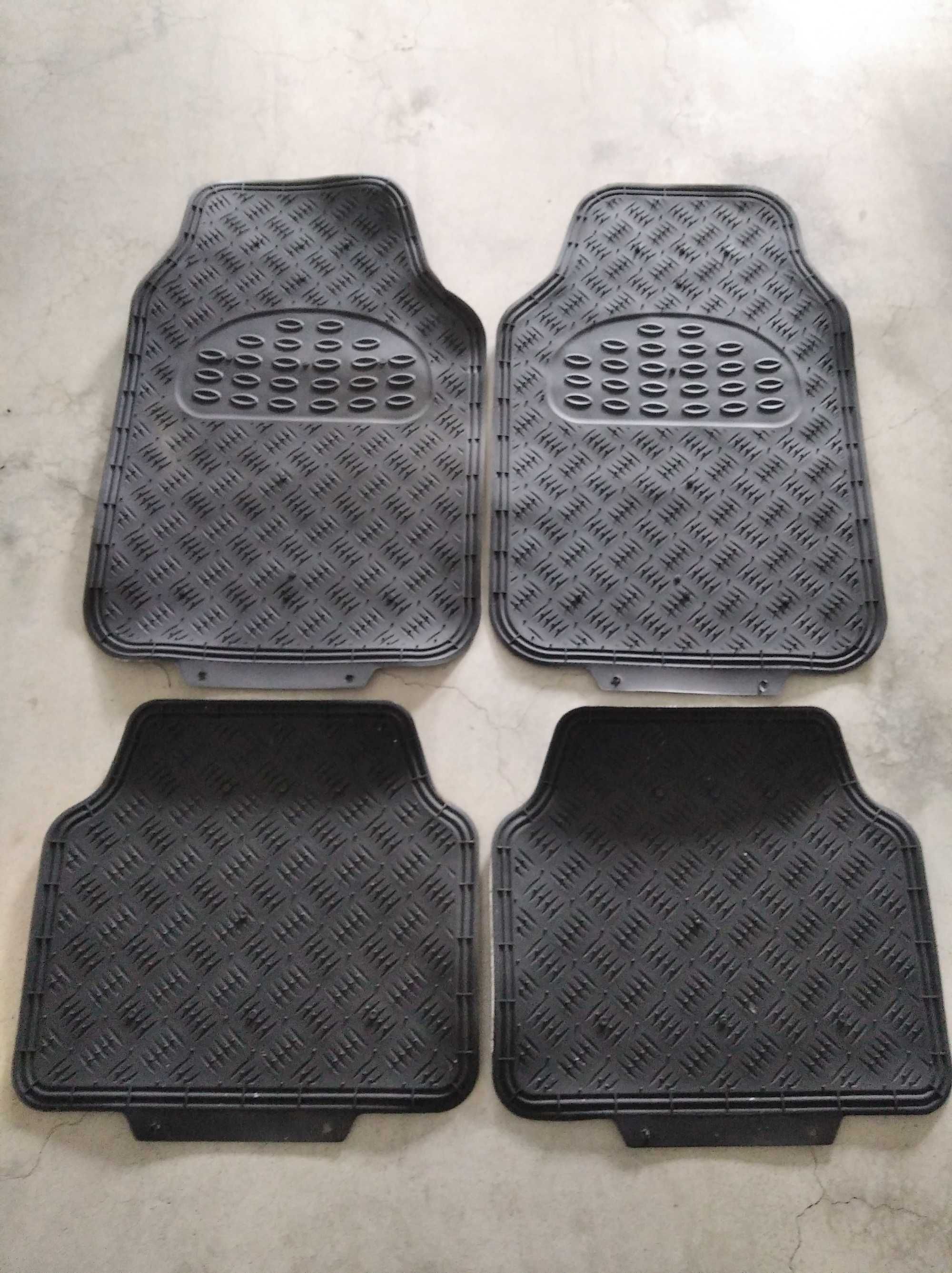 Tapetes auto Walser look metal - como novos