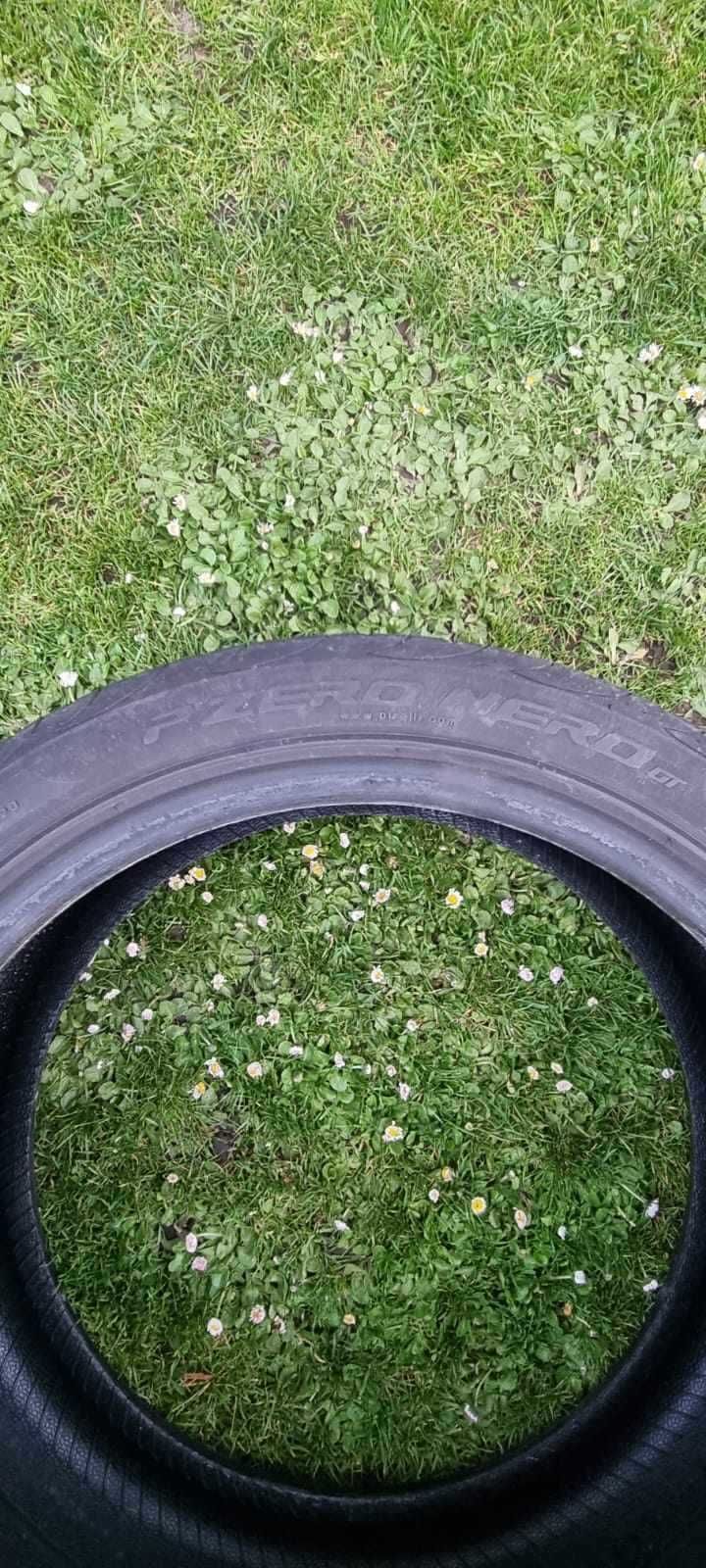 opony 235/40/18 Pirelli P Zero Nero GT z bieżnikiem 4mm. 2018 rok