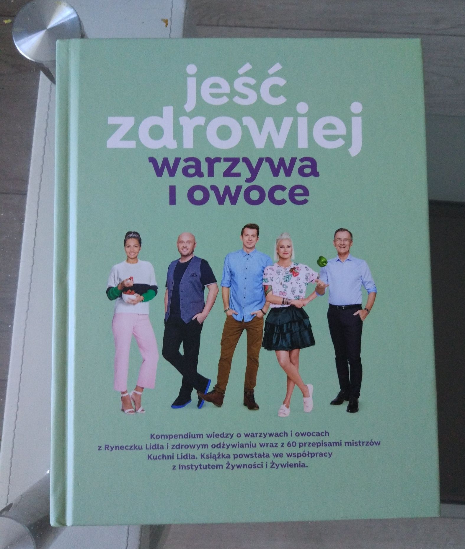 Książka kucharska Lidla jeść zdrowiej warzywa i owoce