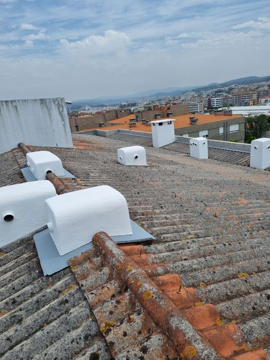 Serviço  de pinturas e ladrilhador