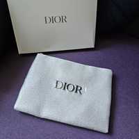 Dior przepiękna kosmetyczka z metalowym logo. Nowa!