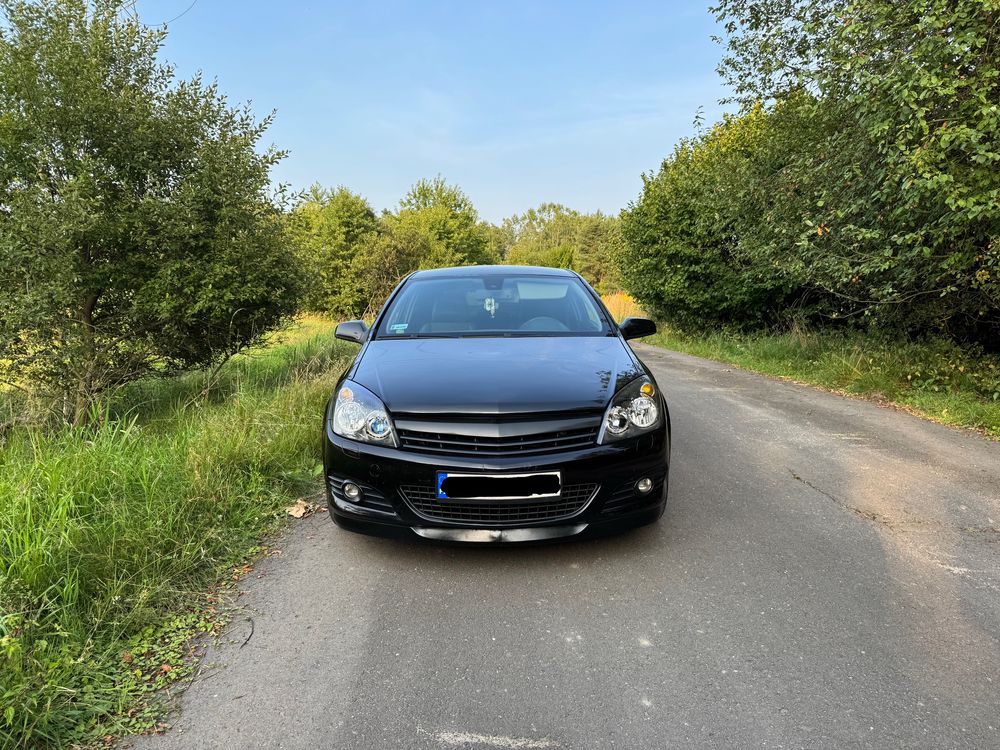 Opel astra h gtc