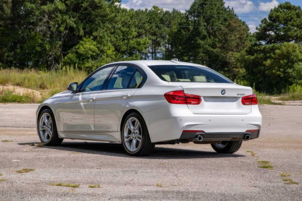 BMW 3 Series 340i      2018