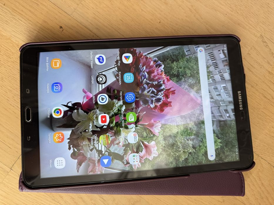 Планшет Samsung Galaxy Tab A SM-T 580 на 16 гб