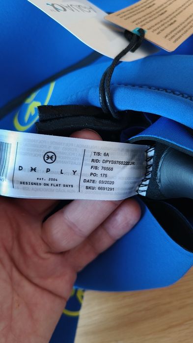 Faro surf criança.deeply. para estrear