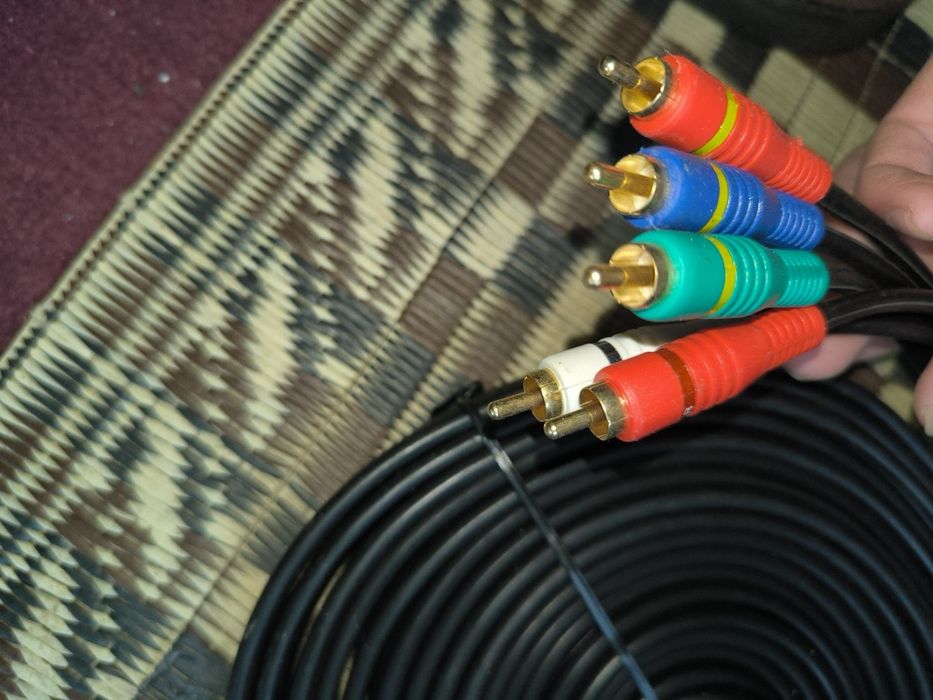 Продам кабель RCA x5