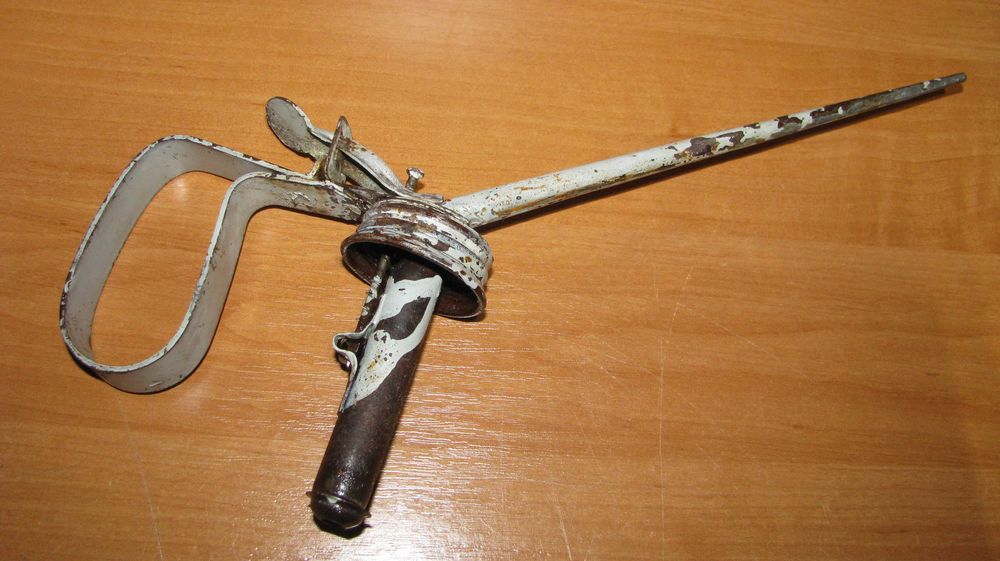 Olejarka ręczna stary model retro gumowa plastikowa