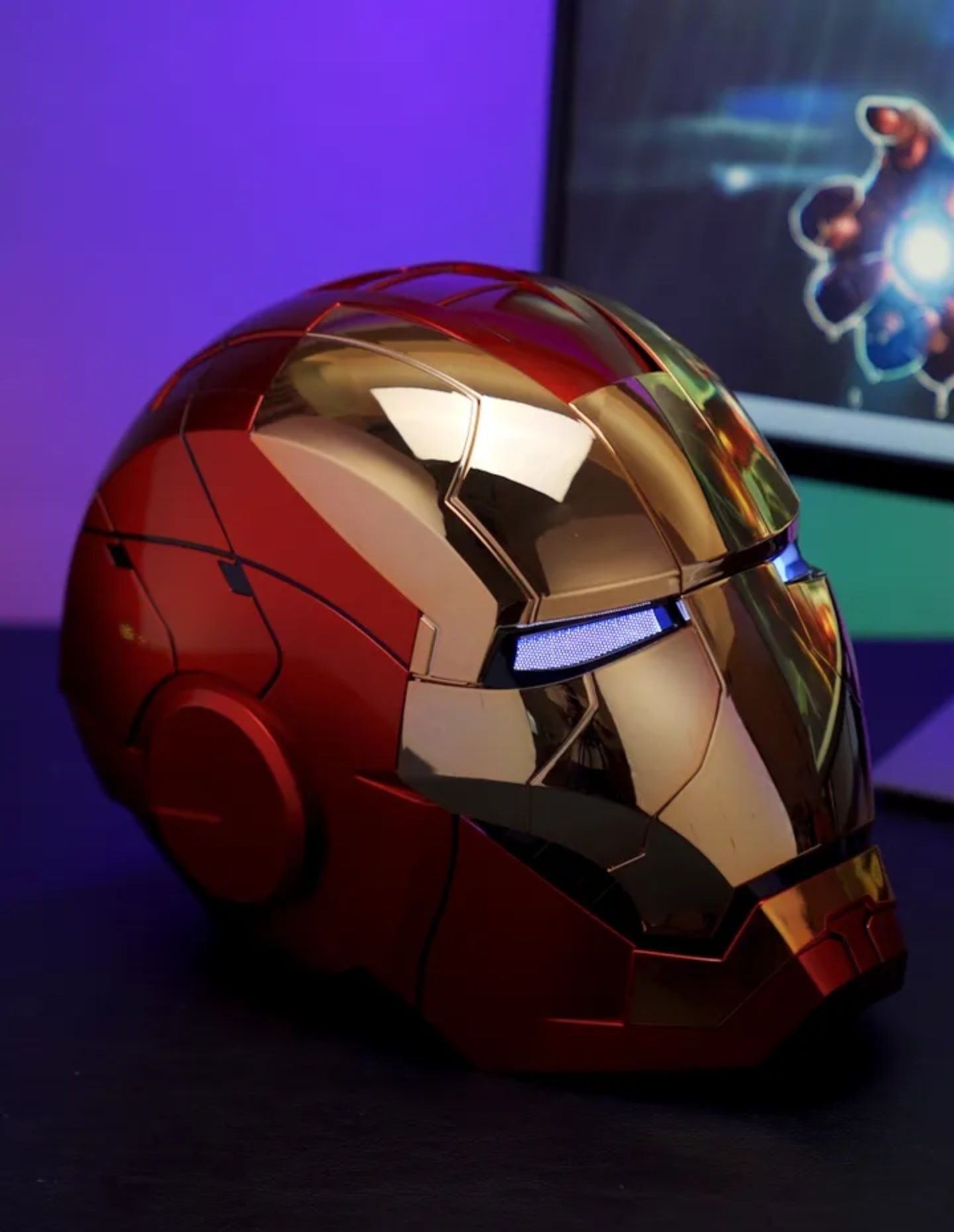 Máscara Iron Man Automática Premium Tamanho Real Dourada