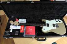 Fender Telecaster Deluxe Chris Shiflett FOO FIGHTERS - Shoreline Gold