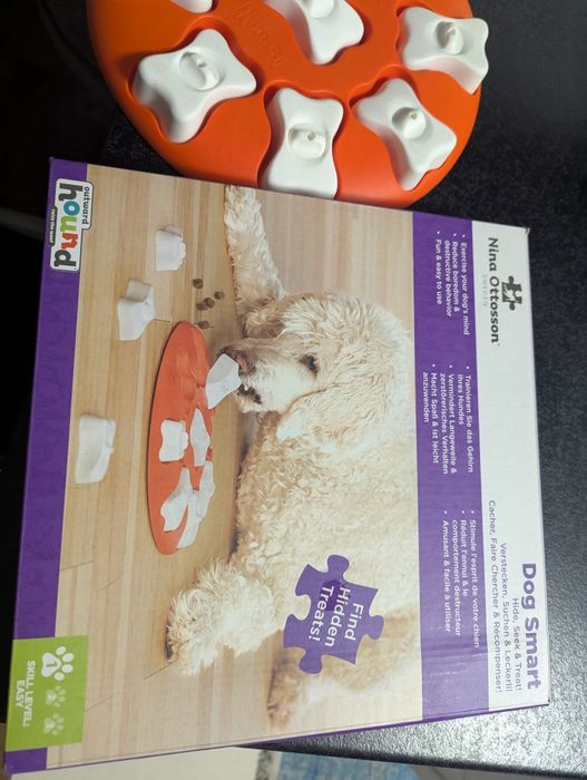 Nina Ottosson Smart - gra edukacyjna dla psa smaczki