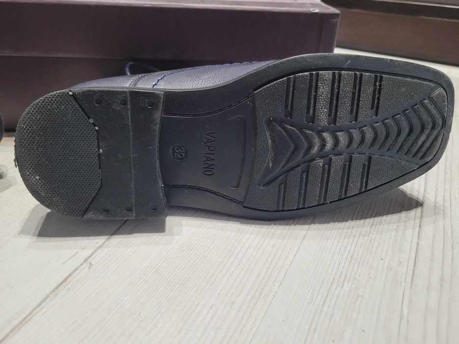 Buty chłopięce eleganckie