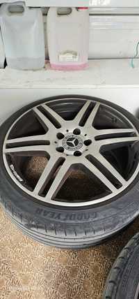 Jantes mercedes amg 18 pneus 225/40/18 as 4 ET4.  7,5 8