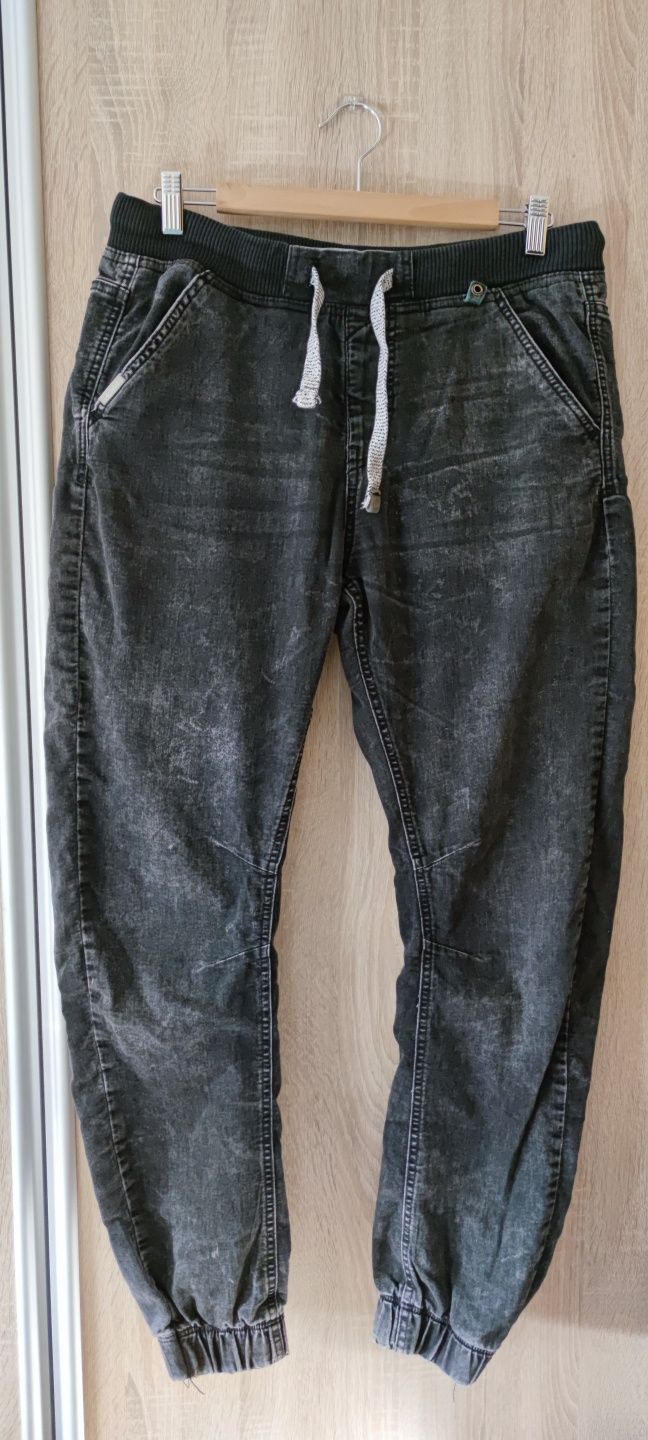 Spodnie jeansowe joggery roz. 32/34