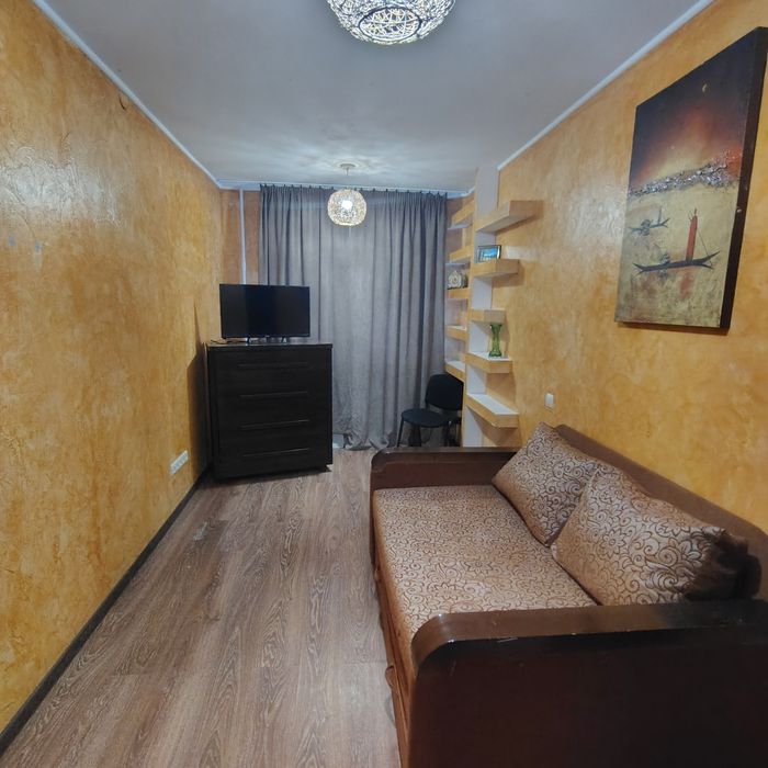 3-кімн.кв на довгострокову оренду. Тесленка 25