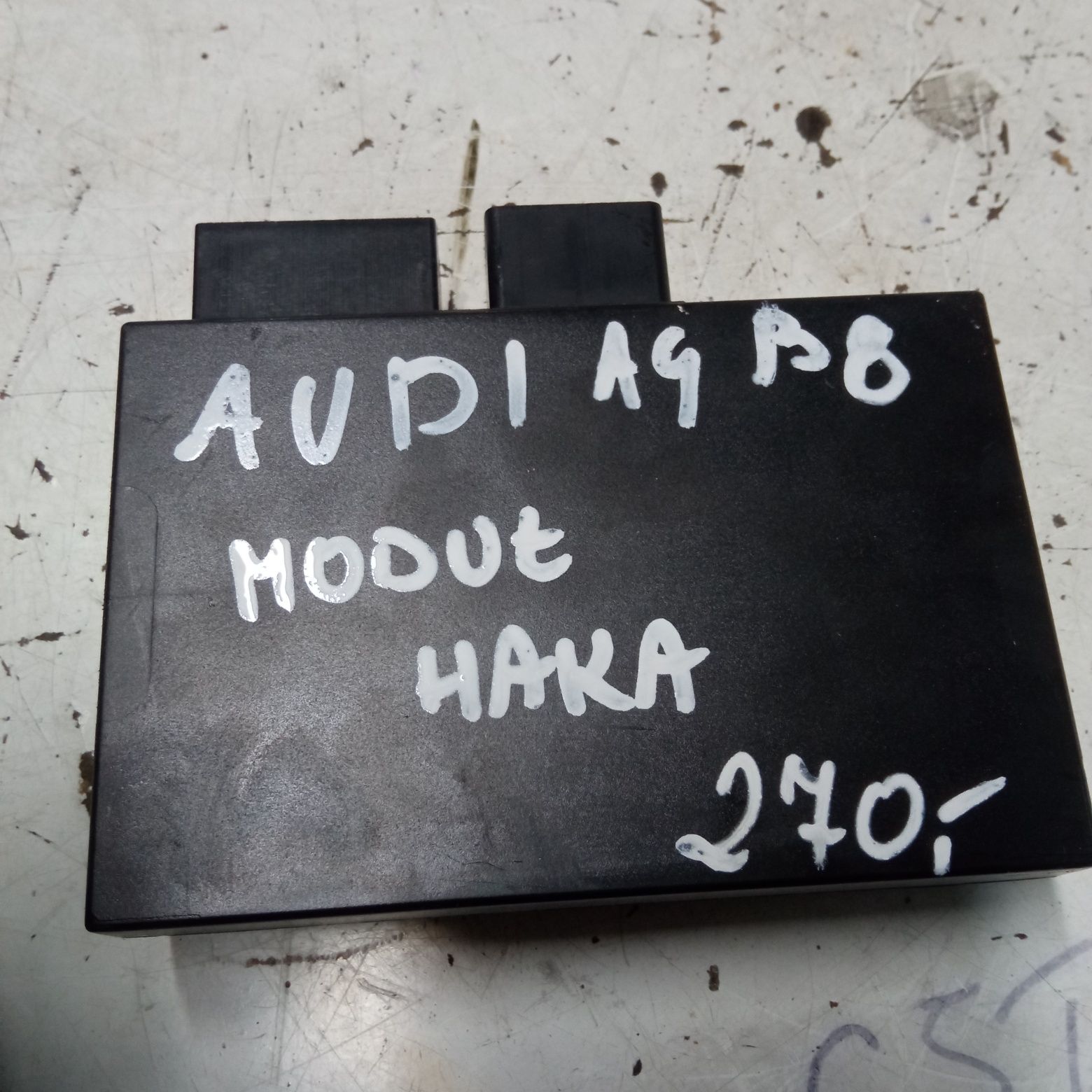 Moduł haka Audi A4B8