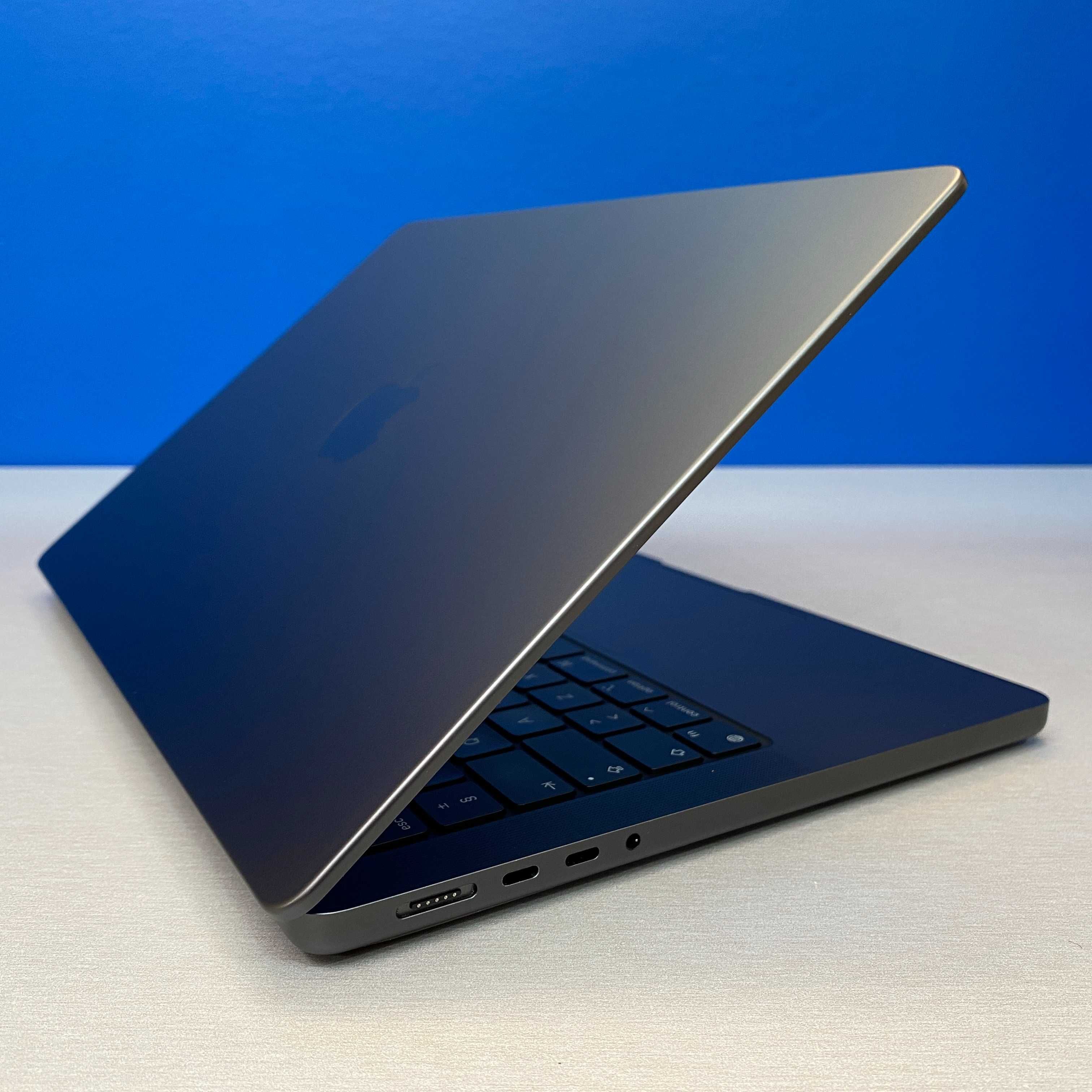 Apple MacBook Pro 14" (Late 2023) - M3 Pro 11-Cores/18GB/512GB SSD