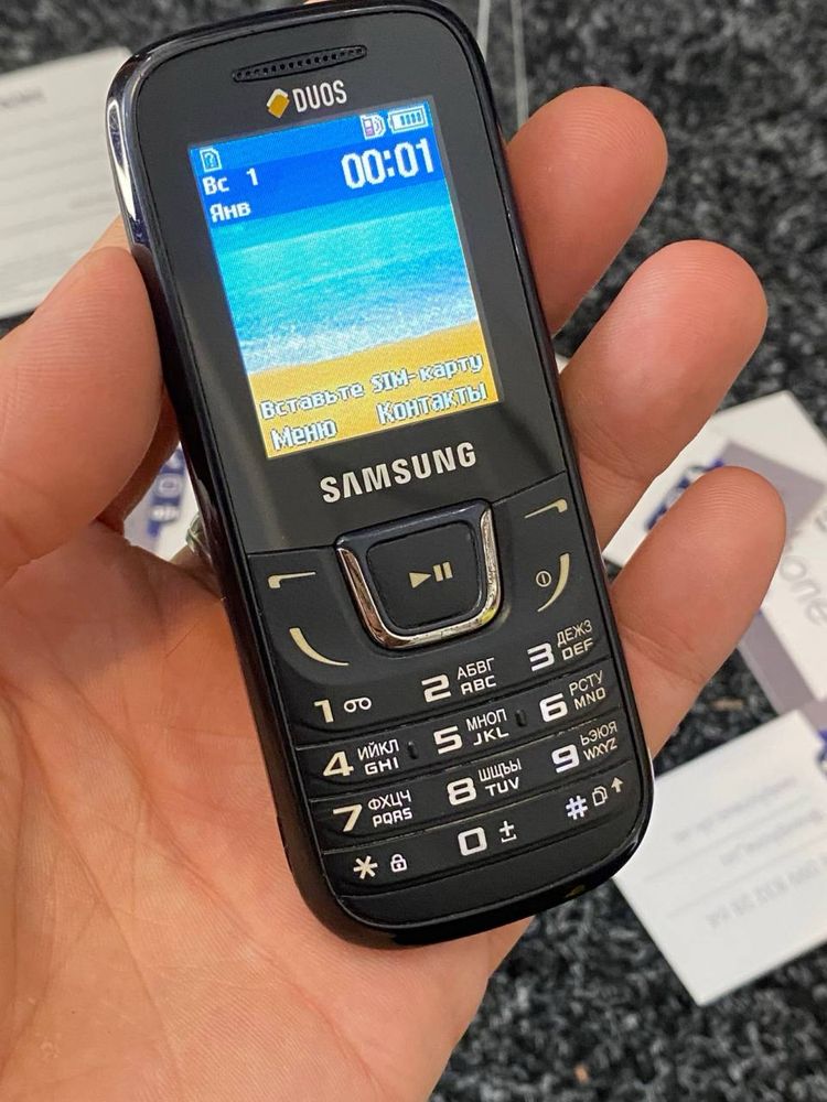 кнопочний телефон SAMSUNG 1282